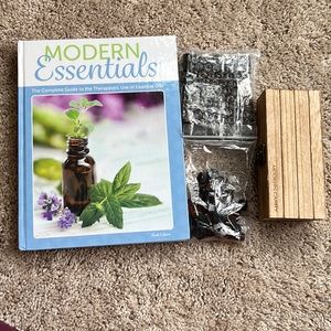 Essential Oils Accessories